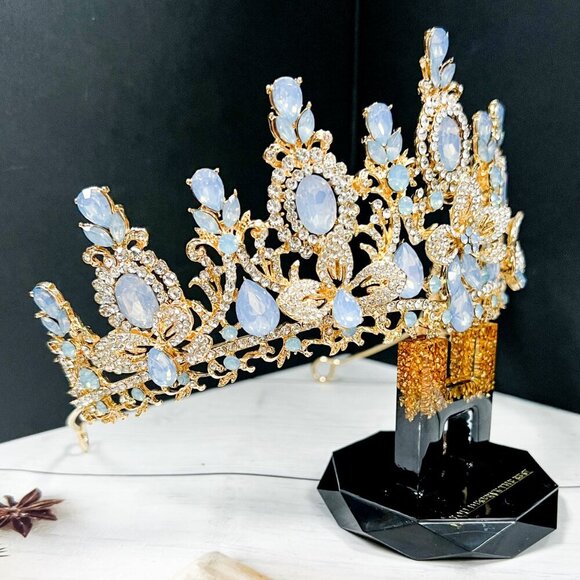 Flower Crown, Gemstone Crown, Gold crown, Blue Gemstone crown, Goddess crown - Picture 5 of 6